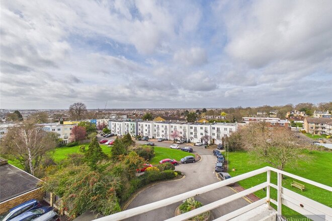 Eaton Drive, Kingston upon Thames, KT2