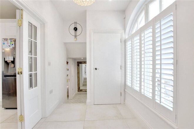 Lee Road, Blackheath, SE3
