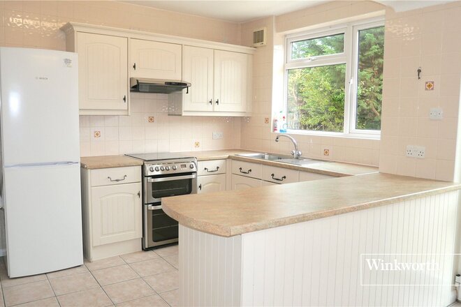 Ashurst Road, Cockfosters, EN4