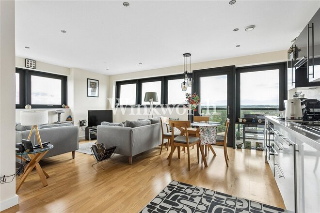 Colman Parade, Enfield, EN1