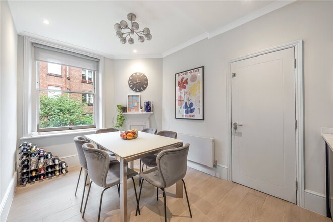 Lyncroft Mansions, London, NW6