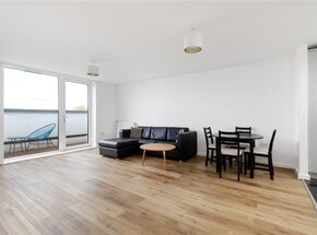 Mullins Place, London, SW4