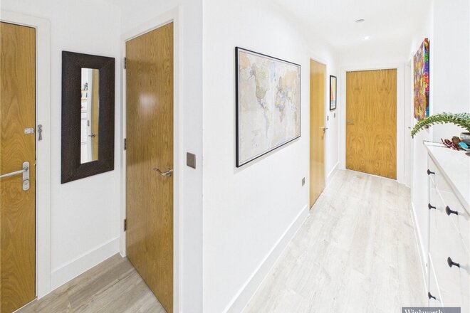 Lyon Road, Harrow, HA1