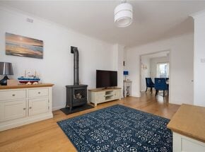 Island Wall, Whitstable, CT5