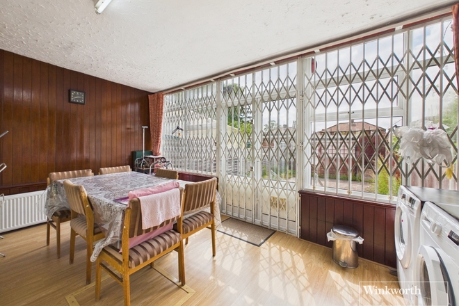Reynolds Drive, Edgware, HA8