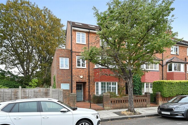 Findon Road, London, W12