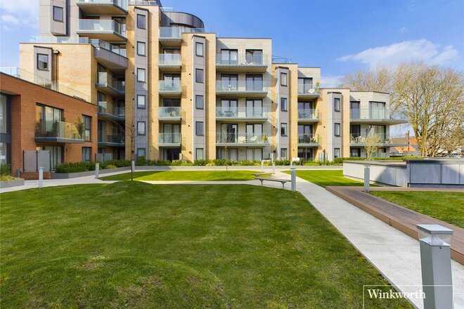 Riverside View, Reading, RG1