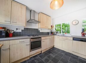 Kingsdown Road, London, N19