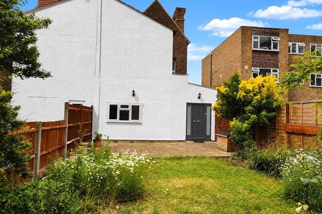 Park Road, High Barnet, EN5