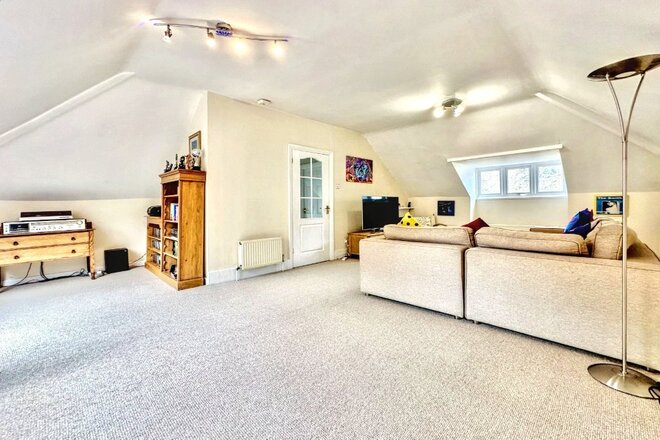 Chester Road, Dorset, BH13
