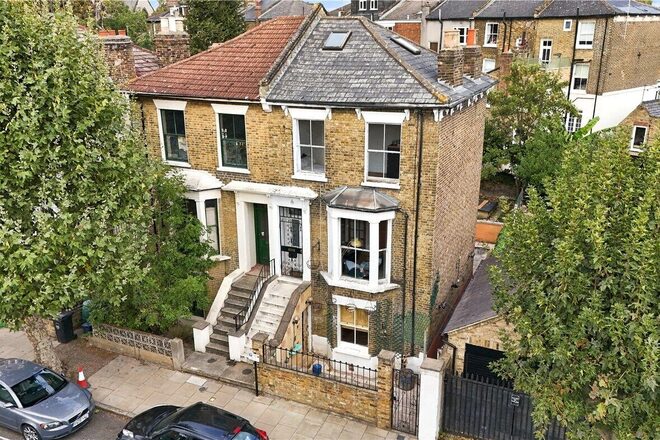 Speldhurst Road, London, E9