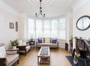 Riverway, London, N13