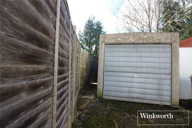Eldon Avenue, Hertfordshire, WD6