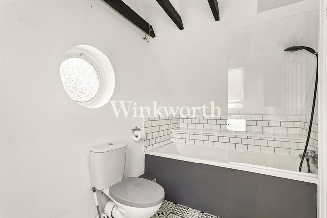 Derwent Road, London, N13