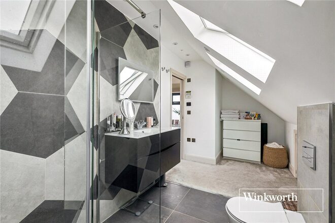 Beechwood Avenue, London, N3