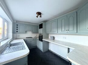 Grantham Road, Lincolnshire, NG34