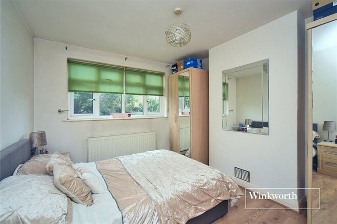 Rougemont Avenue, Morden, SM4