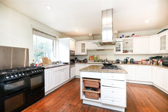 Eaton Rise, Ealing, W5