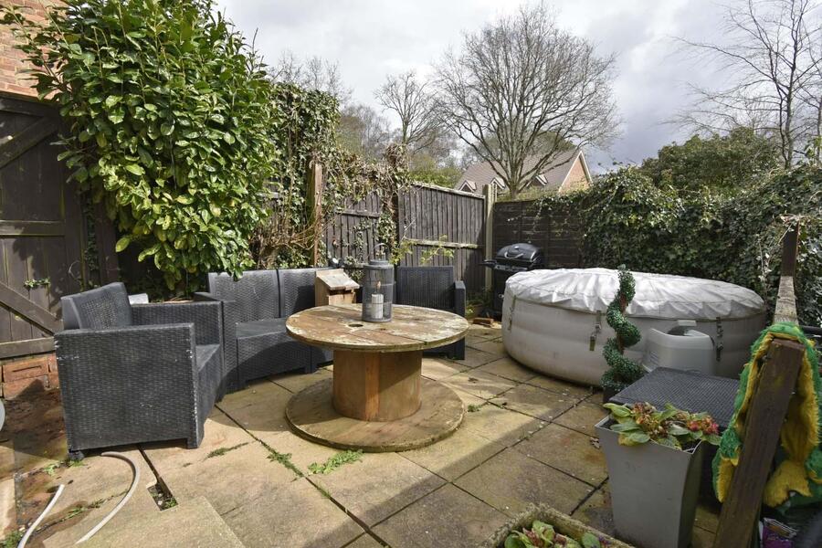 A GARDEN 1.JPG