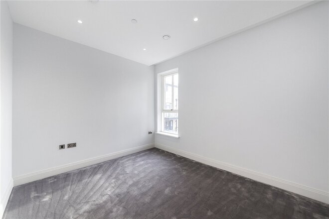 Renaissance Square Apartments, Chiswick, W4