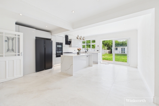 Shaftesbury Avenue, Harrow, HA3