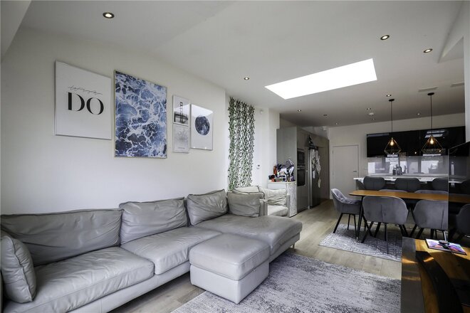 Drayton Gardens, London, W13