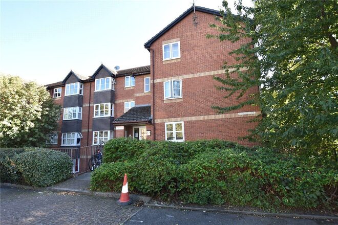 Stubbs Drive, London, SE16