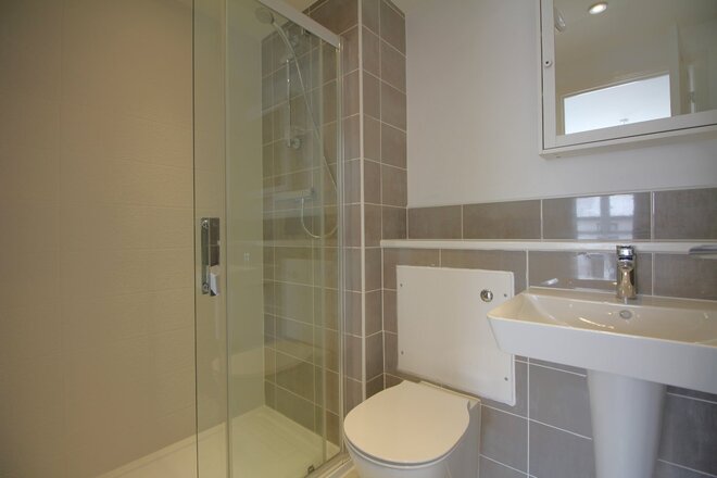 Broad Acre Road, Gloucestershire, GL52