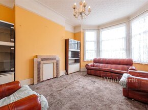 Holland Road, London, NW10