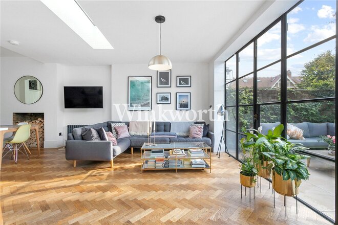 Fox Lane, London, N13