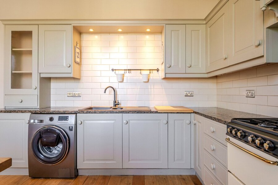 Kitchen 2