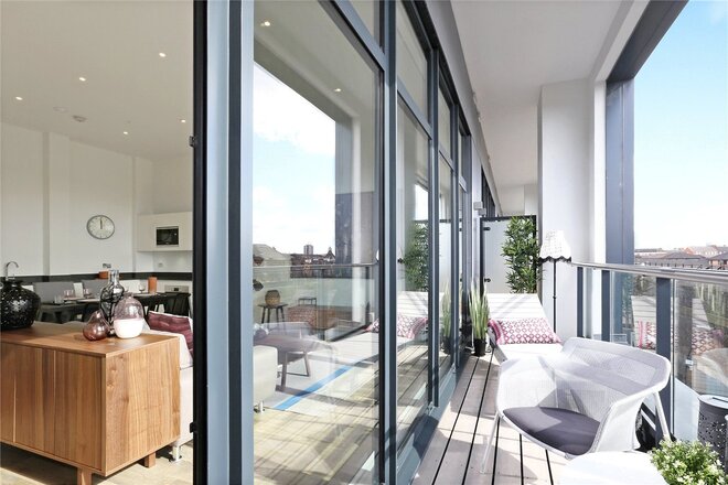 Childers Street, London, SE8