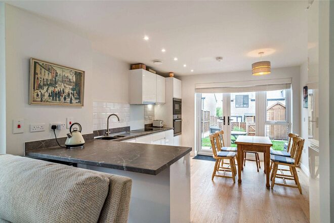32 Crome Road, Bristol, BS7
