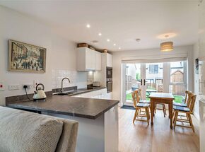 32 Crome Road, Bristol, BS7