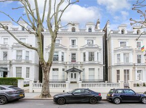 Holland Park, London, W11