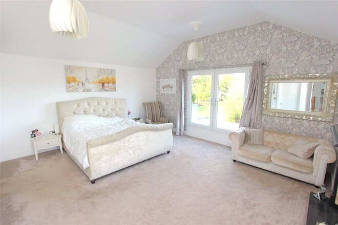 Trinity Road, Essex, SS6