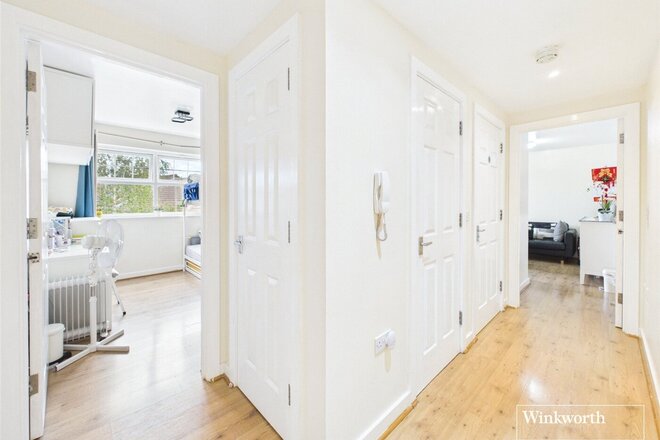 Warren Way, Edgware, HA8