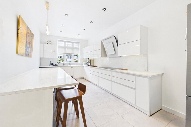 Newark Way, Hendon, NW4