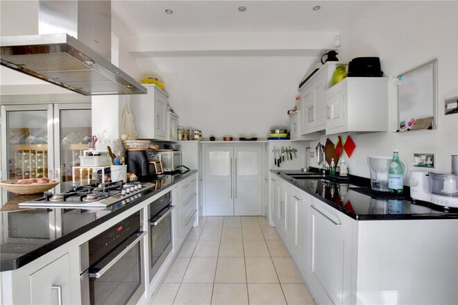 Heathway, Blackheath, SE3