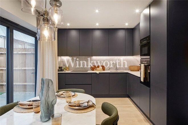 Frankum Mews, London, N22