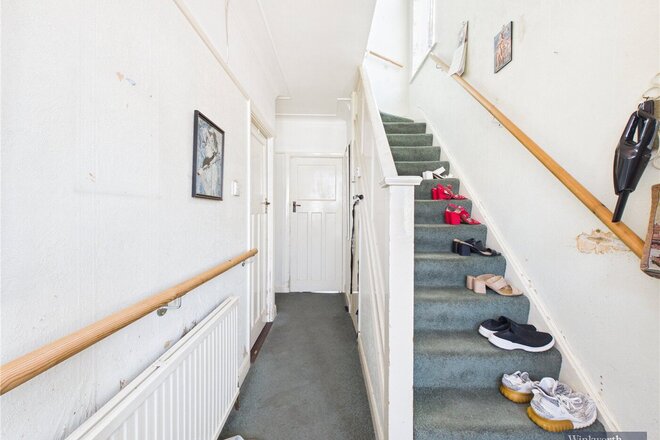 Weald Lane, Harrow, HA3
