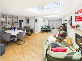 The Avenue, Reading, RG7