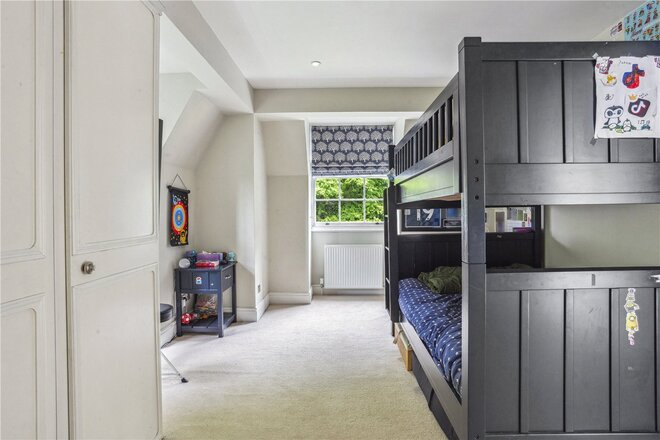 Hillside Park, Ascot, SL5