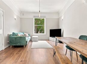 Cazenove Road, London, N16