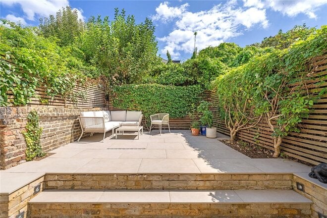Ulverscroft Road, London, SE22