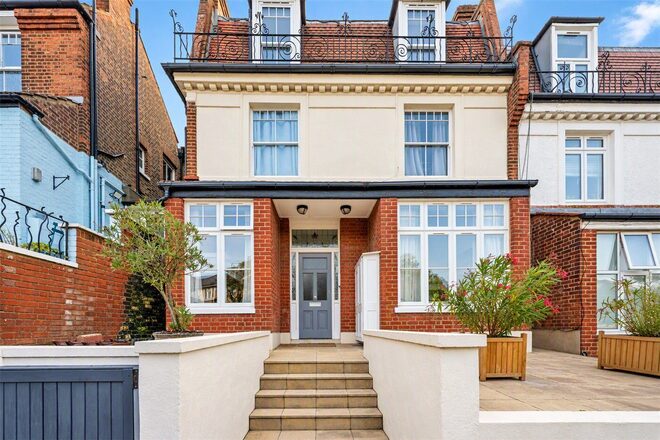 Sarre Road, London, NW2