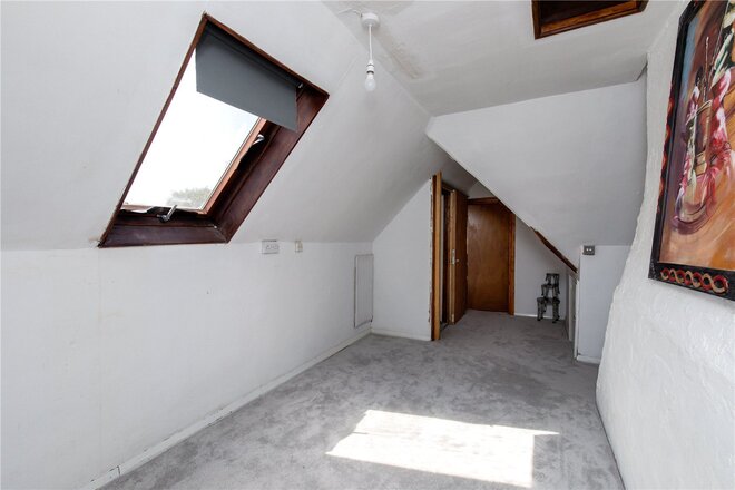 Evelyn Grove, London, W5