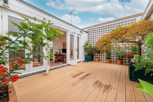 Blenheim Crescent, London, W11