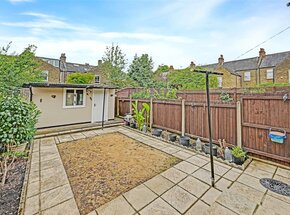 Montrose Avenue, London, NW6