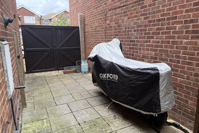 Oaklands, Northampton, NN7